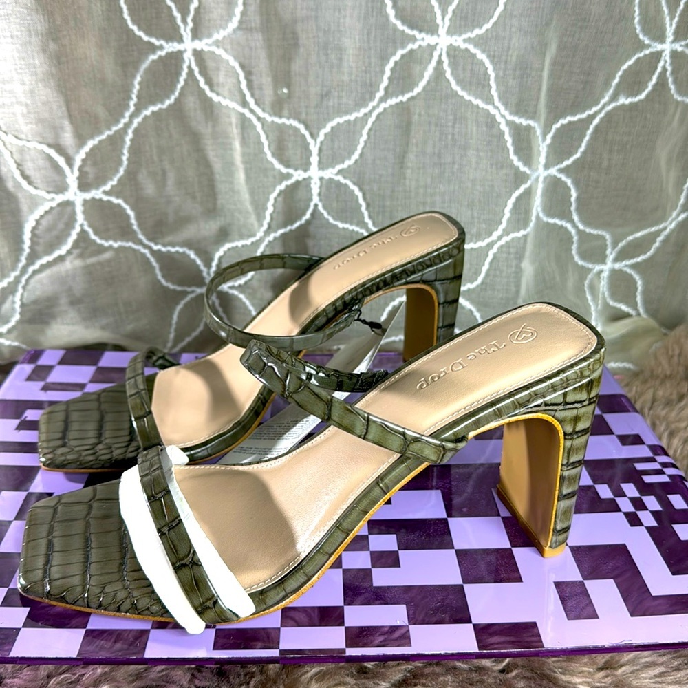 (Z1) The Drop Women's Avery Toe High Heel Sandal Sizes 8(3) & 9(2)